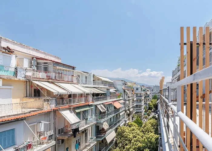 Rotunda Living Atmabnb1