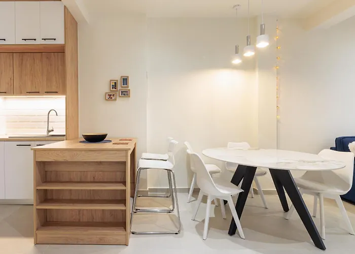 Rotunda Living Atmabnb1 * Salonic